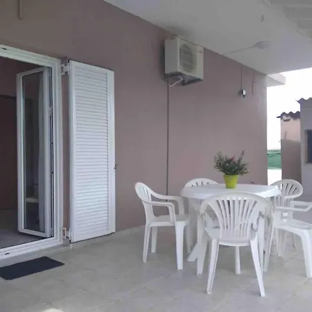 Ioanna's House Tatil Evi