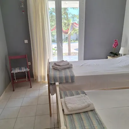 Ioanna's House Tatil Evi